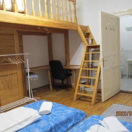 Lavender Apartment Near Heroes' Square & Puskas Stadium Budapest Ngoại thất bức ảnh