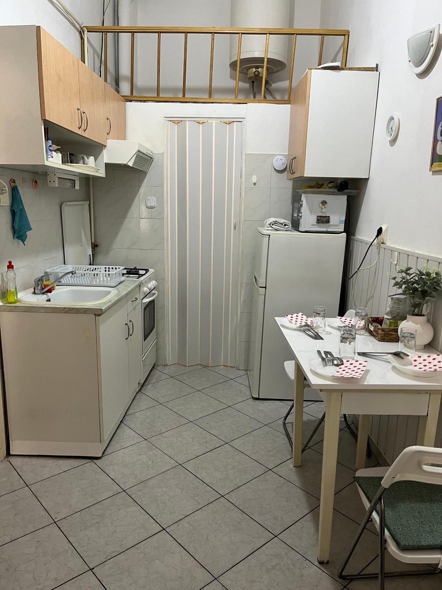 Lavender Apartment Near Heroes' Square & Puskas Stadium Budapest Ngoại thất bức ảnh